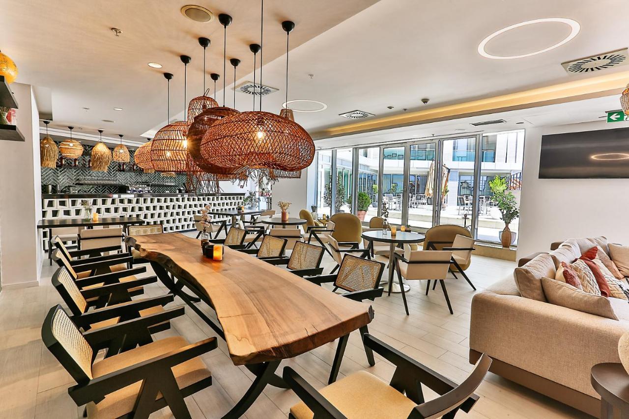 Готель Tq Plaza 4*